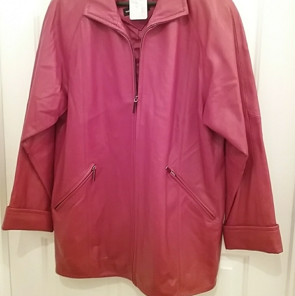 Valerie Stevens Genuine Leather 3/4 coat #63C